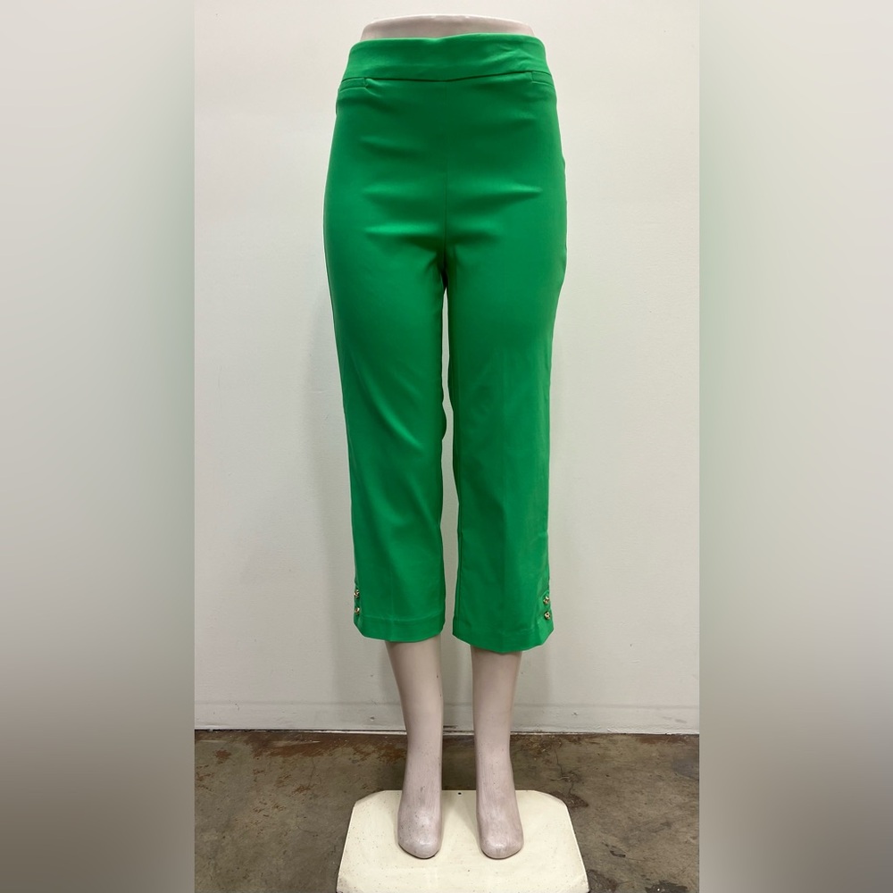 Green Women's Cropped Pants , Counterparts Capri